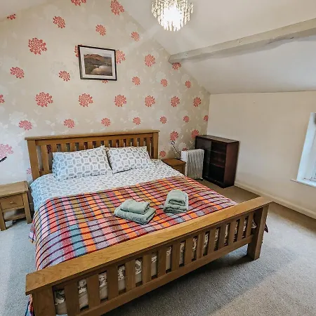 Elm House - 2 Bed In On The Edge Of The District, Cumbria 度假居 *